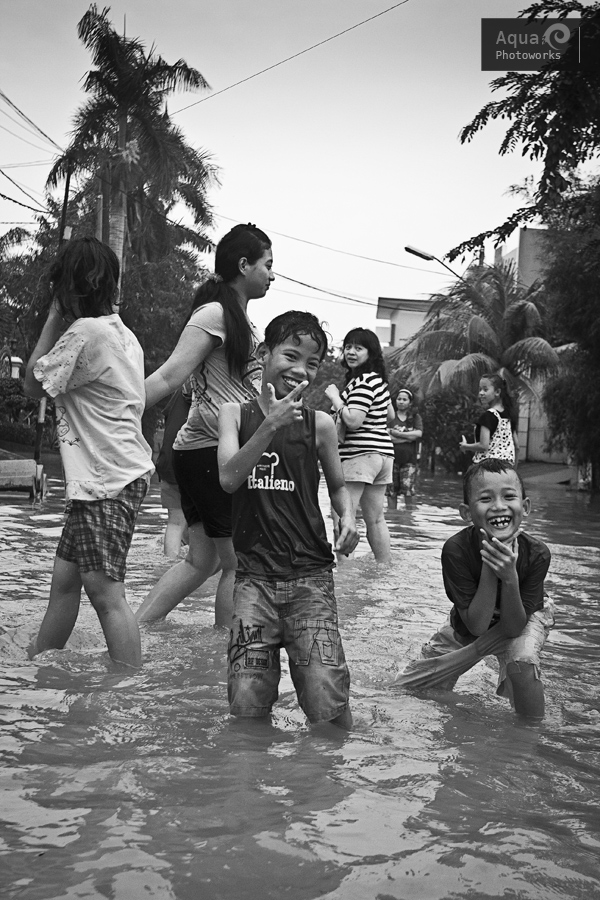 Children Happiness on Flood